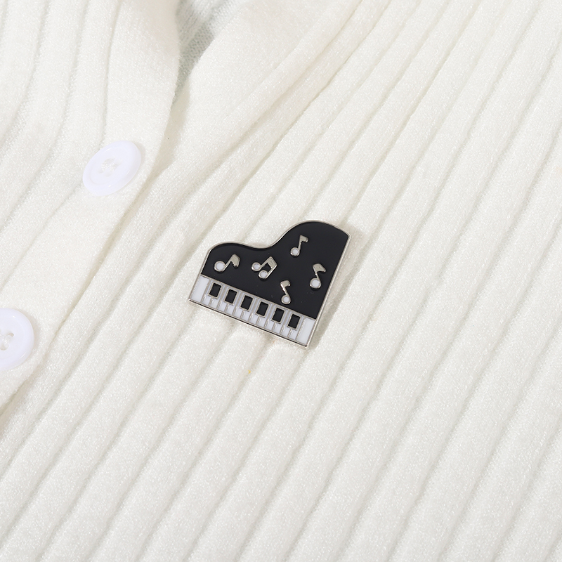 Concert Enamel Pin Piano Violi - đánh giá và giá Musical Instrument Veena